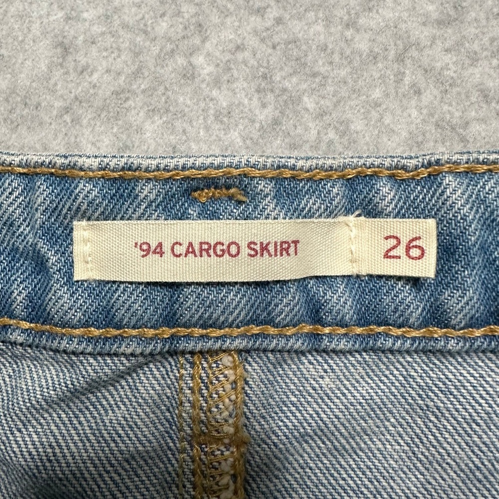 Levi's 94 Cargo Mini Skirt Light Wash‎ Denim Size 26 NWT - Picture 6 of 8